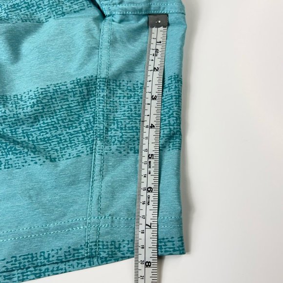 Vuori Mens Kore Shorts Tahiti Texture Activewear Blue Black Striped L New - Picture 6 of 12